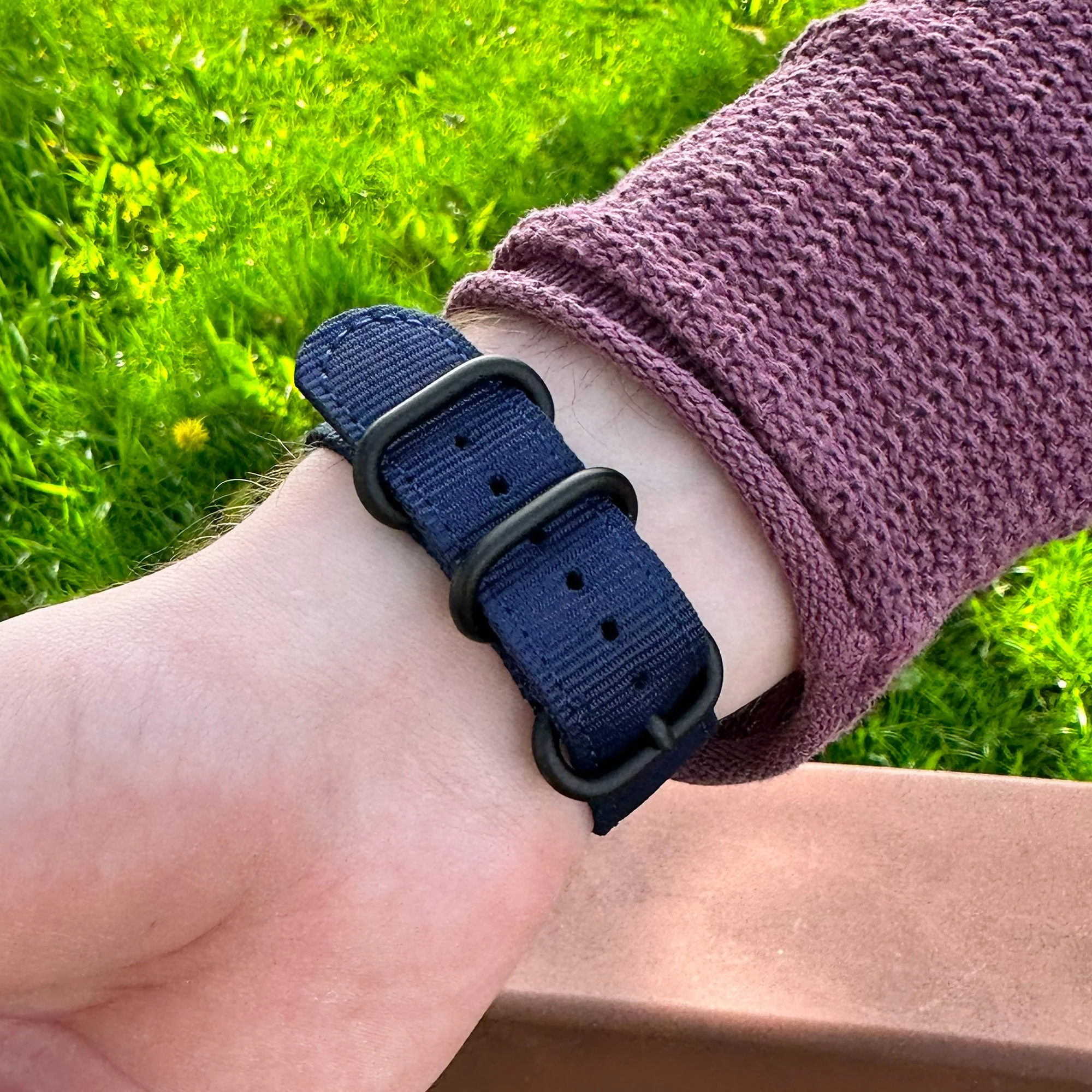 Thumb 4